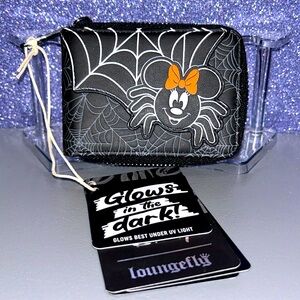 Loungefly Disney Minnie Spider Accordion Wallet